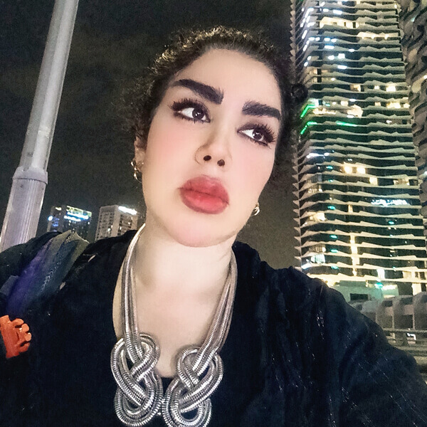 Artist Soosan Ebrahim Esfahani